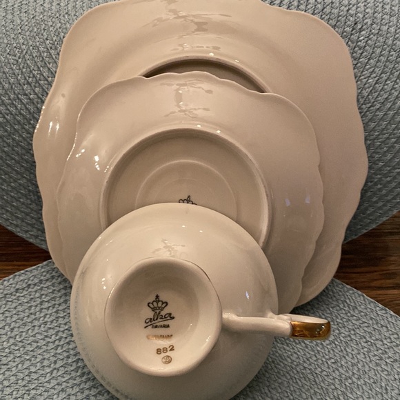 Vintage Alka Bavaria 3 piece set, Teacup, Saucer, and Plate - Picture 13 of 15